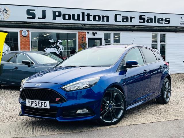 FORD FOCUS 2.0 T EcoBoost ST-2
