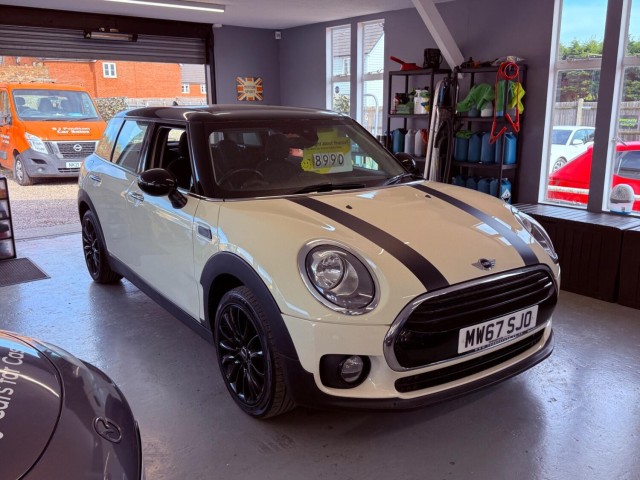 MINI CLUBMAN 1.5 Cooper Black Clubman