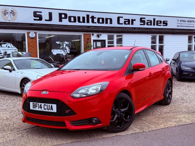 FORD FOCUS 2.0 T EcoBoost ST-2