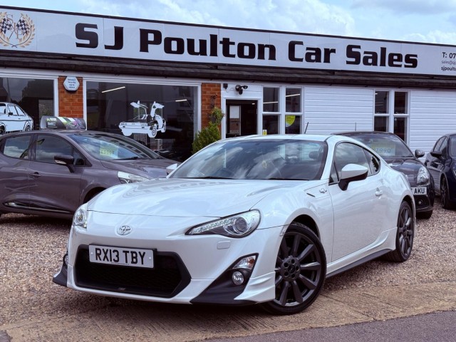 TOYOTA GT86 2.0 Boxer D-4S TRD