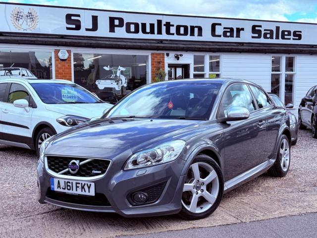 VOLVO C30 2.0 D3 R-Design