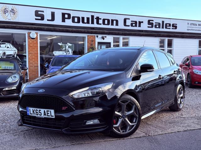 FORD FOCUS 2.0 T EcoBoost ST-3