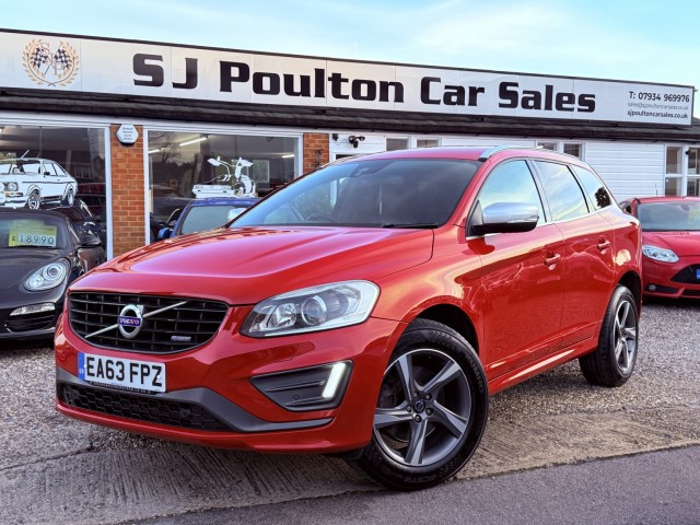VOLVO XC60 2.4 D5 R-Design Lux Nav