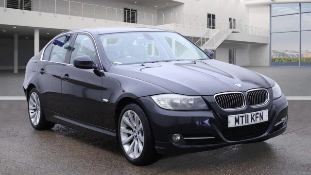 BMW 3 SERIES 2.0 318i Exclusive Edition Steptronic Euro 5 4dr