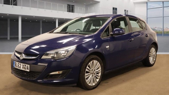 VAUXHALL ASTRA
