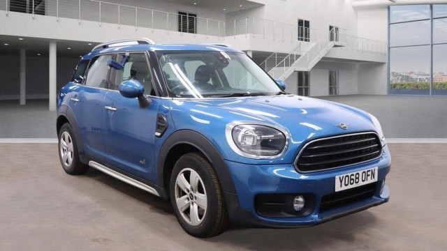 MINI COUNTRYMAN