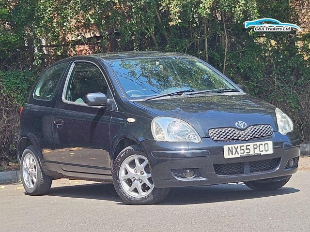 TOYOTA YARIS 1.3 VVT-i Colour Collection 3dr