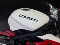 TRIUMPH STREET TRIPLE 675