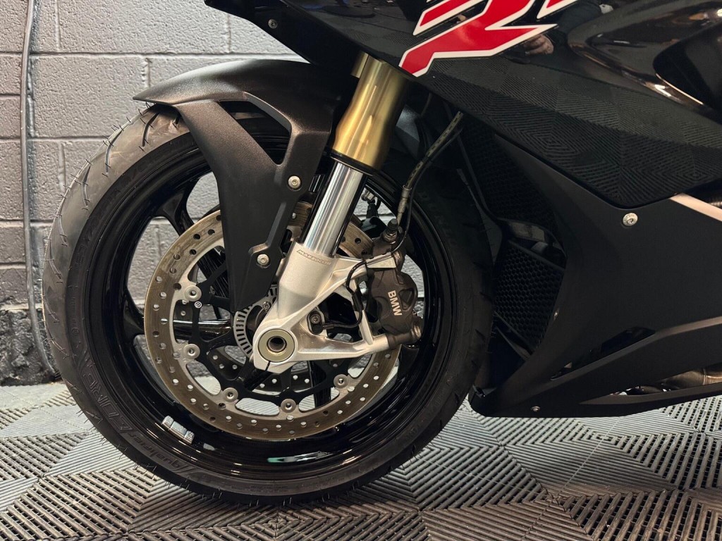 BMW S 1000 RR
