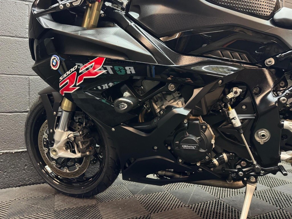 BMW S 1000 RR