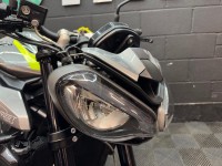 TRIUMPH STREET TRIPLE 765