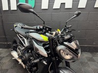 TRIUMPH STREET TRIPLE 765