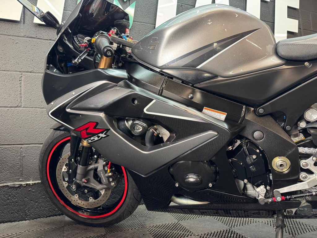 SUZUKI GSX-R1000