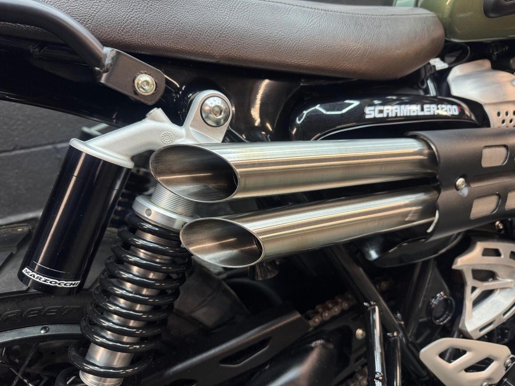 TRIUMPH SCRAMBLER 1200