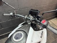 SUZUKI GSX-8S