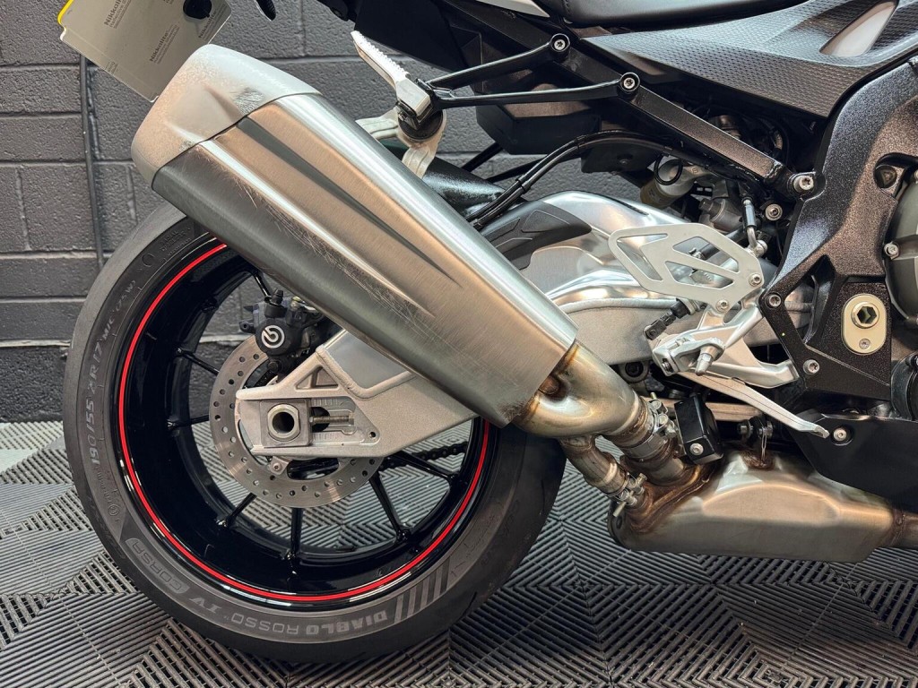BMW S 1000 RR