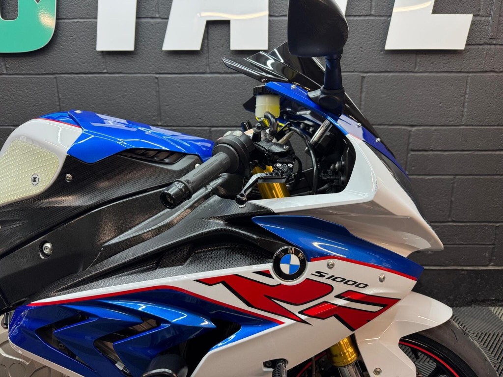 BMW S 1000 RR