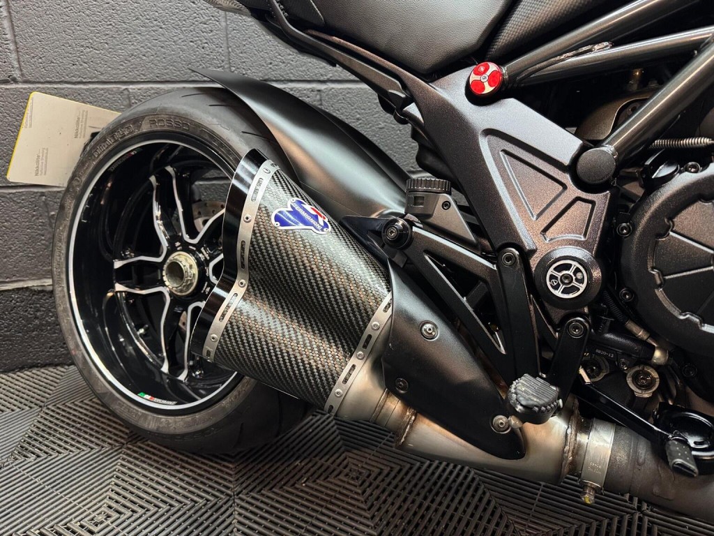 DUCATI DIAVEL