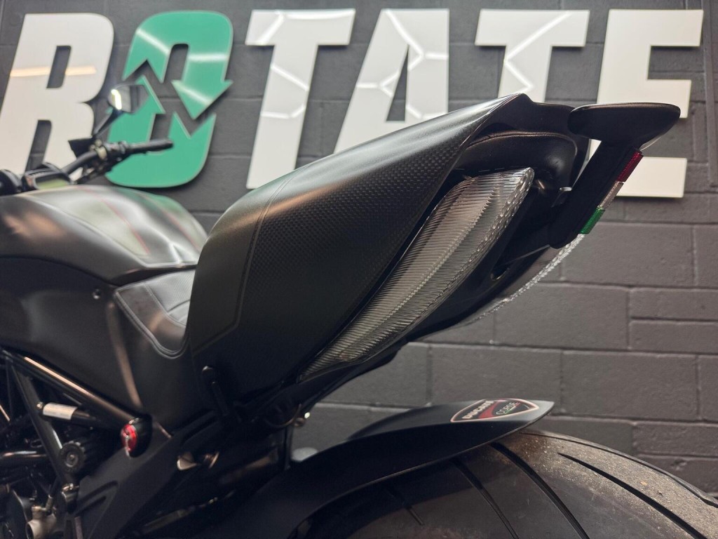 DUCATI DIAVEL