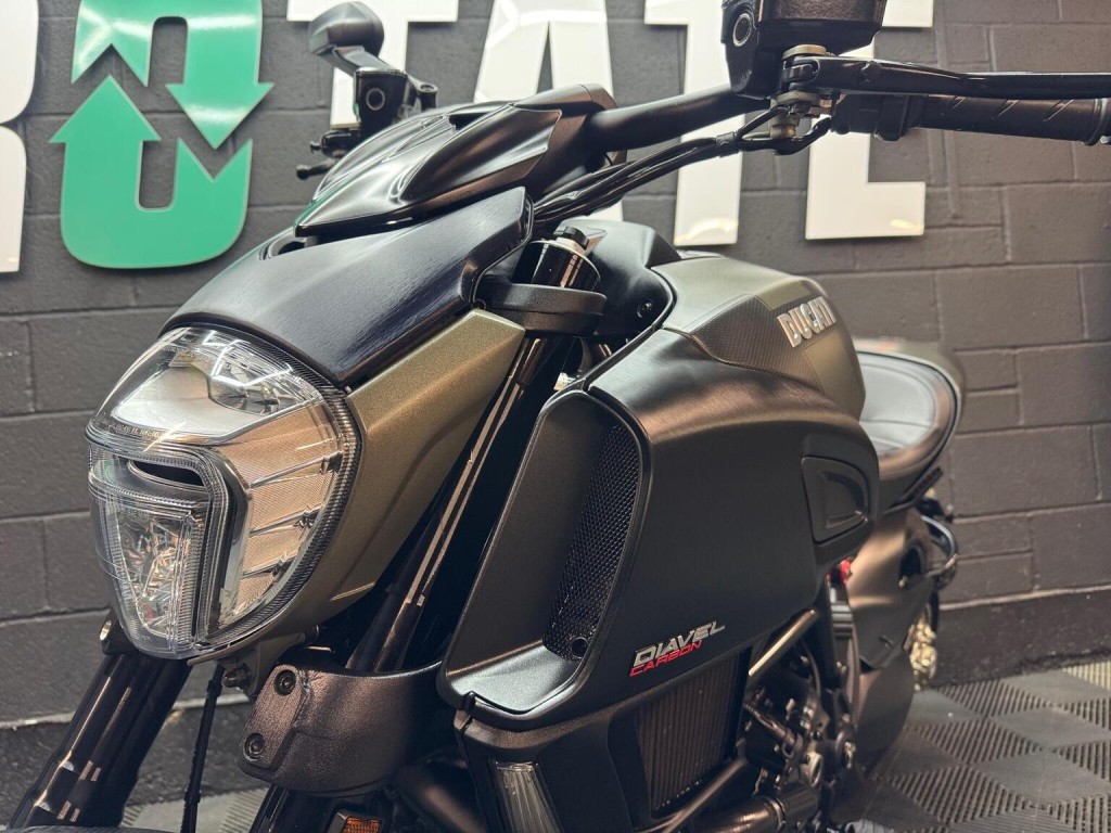 DUCATI DIAVEL