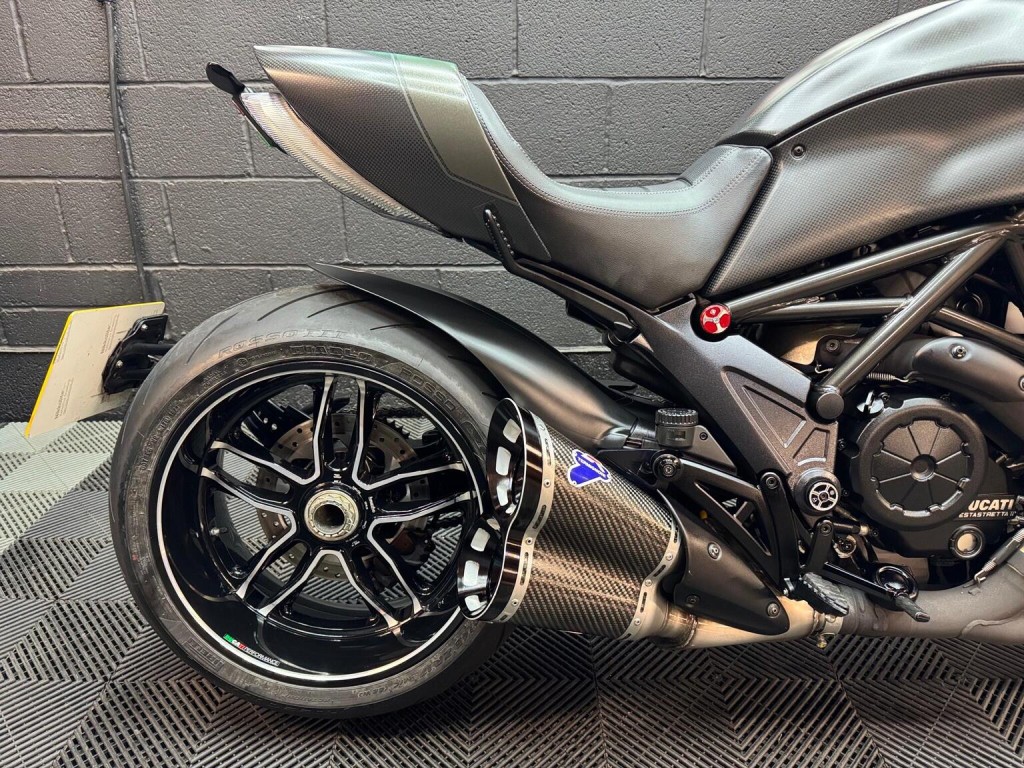DUCATI DIAVEL