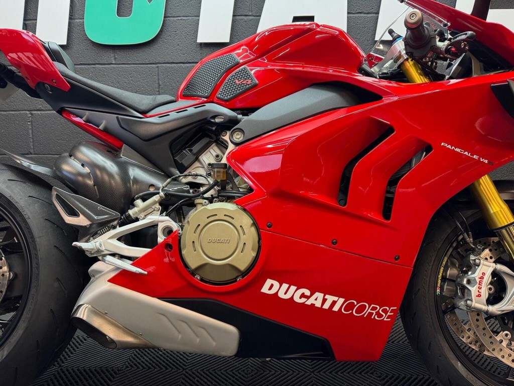 DUCATI PANIGALE V4S