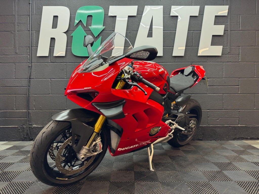 DUCATI PANIGALE V4S