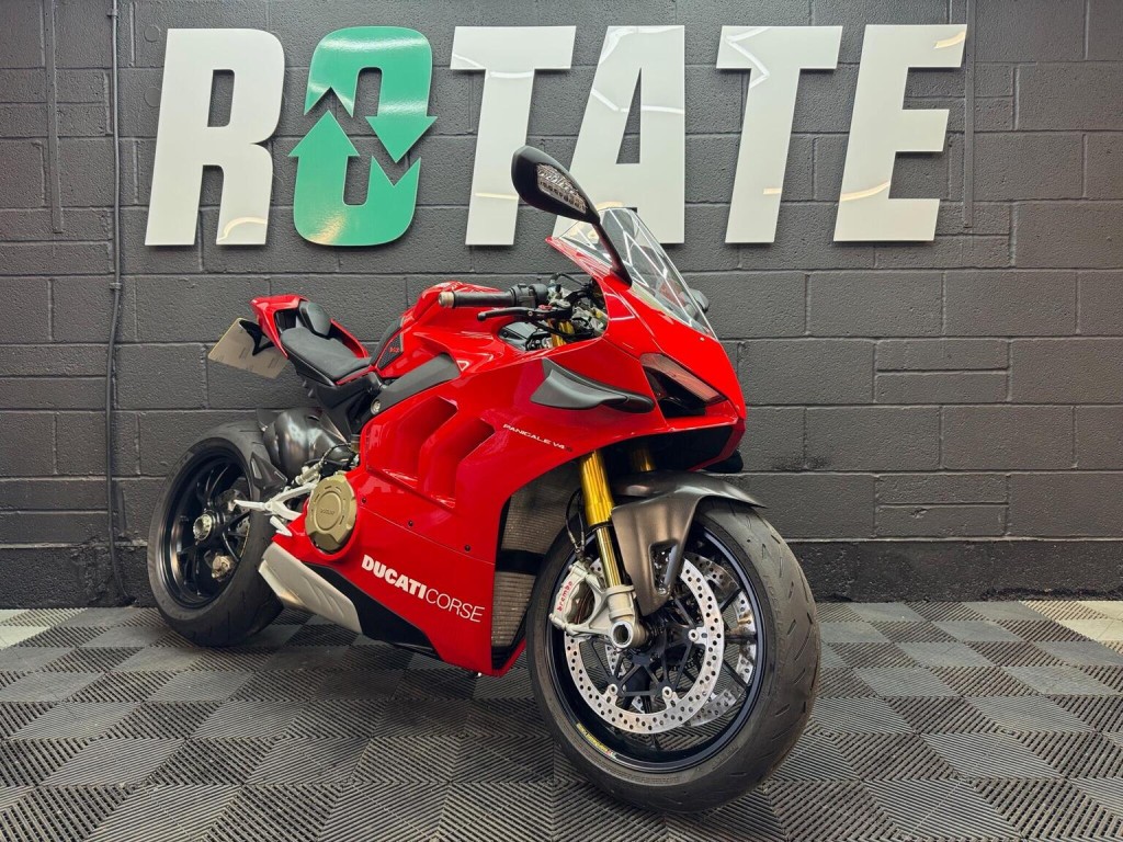 DUCATI PANIGALE V4S