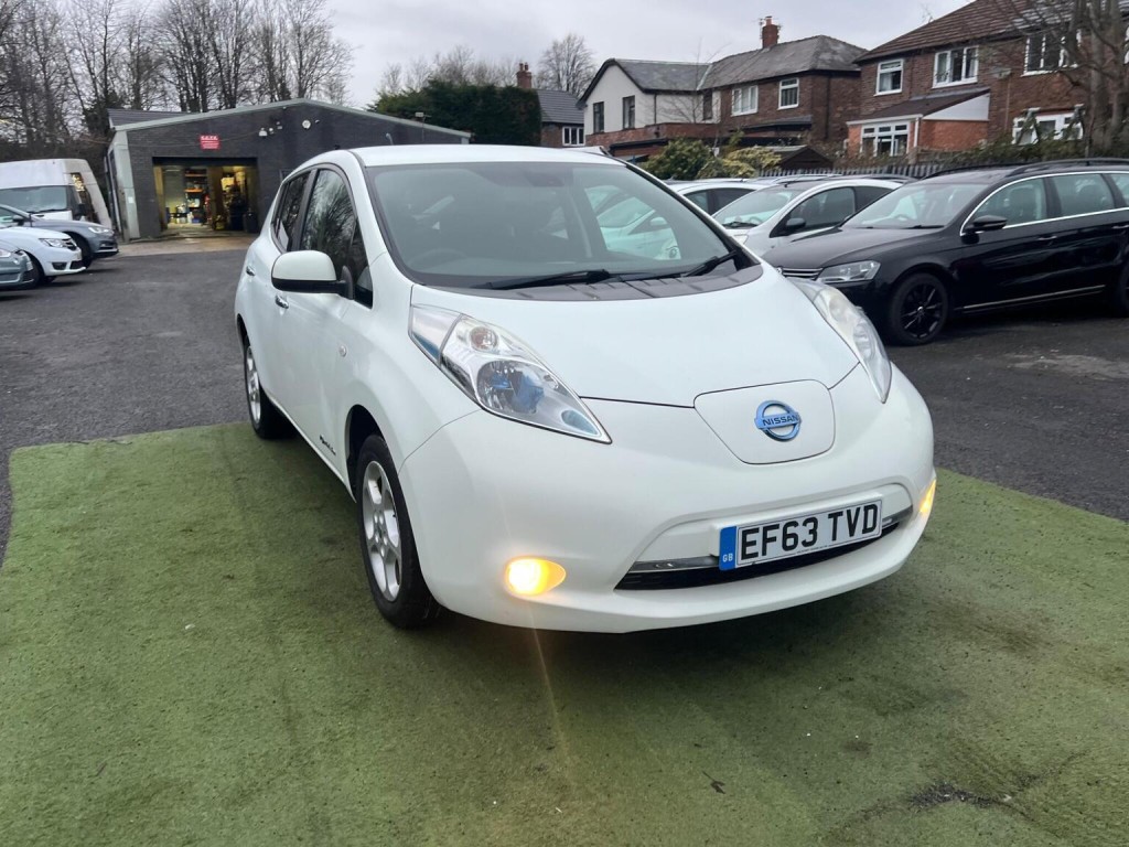 NISSAN LEAF