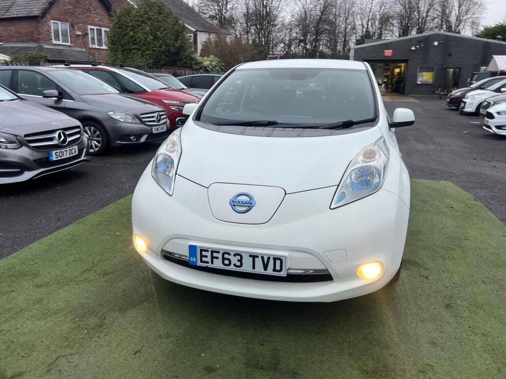 NISSAN LEAF