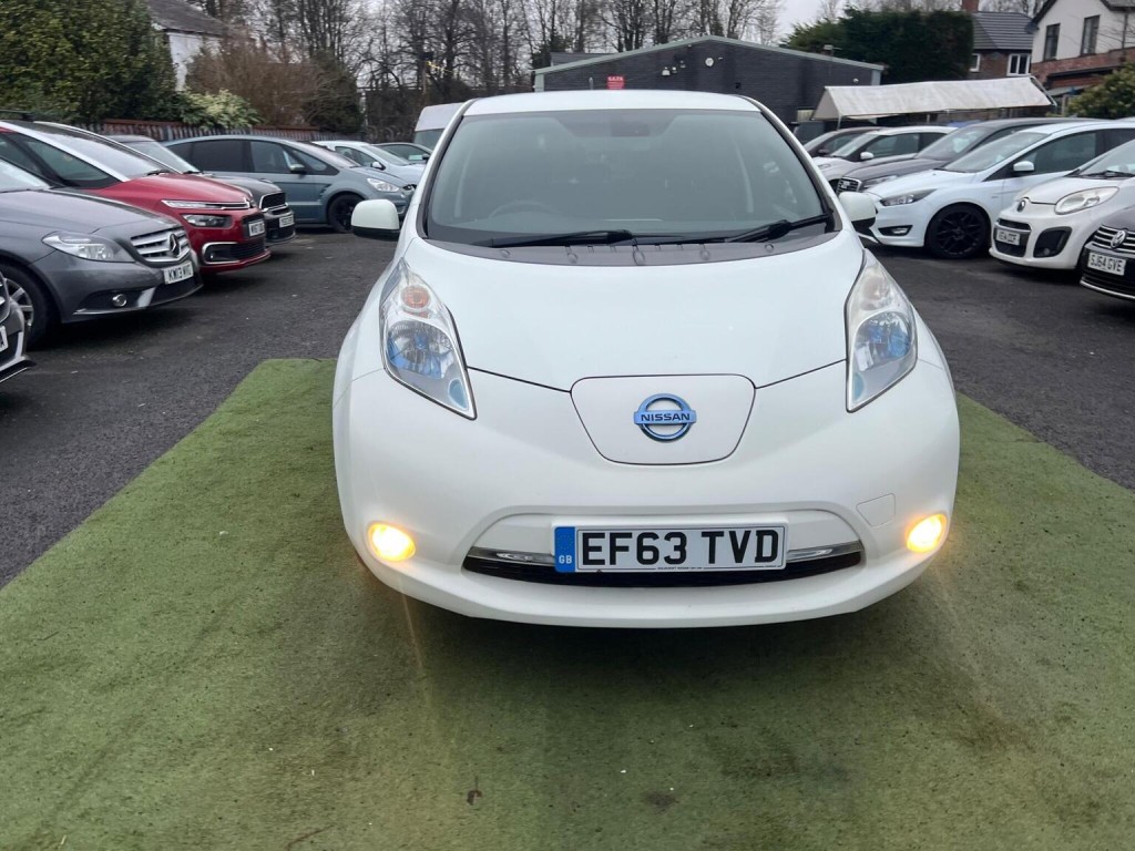 NISSAN LEAF