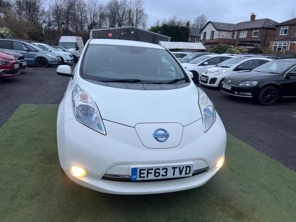NISSAN LEAF