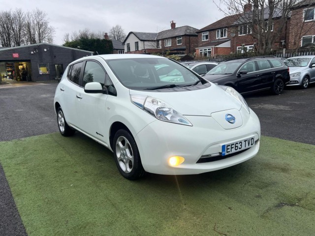 NISSAN LEAF
