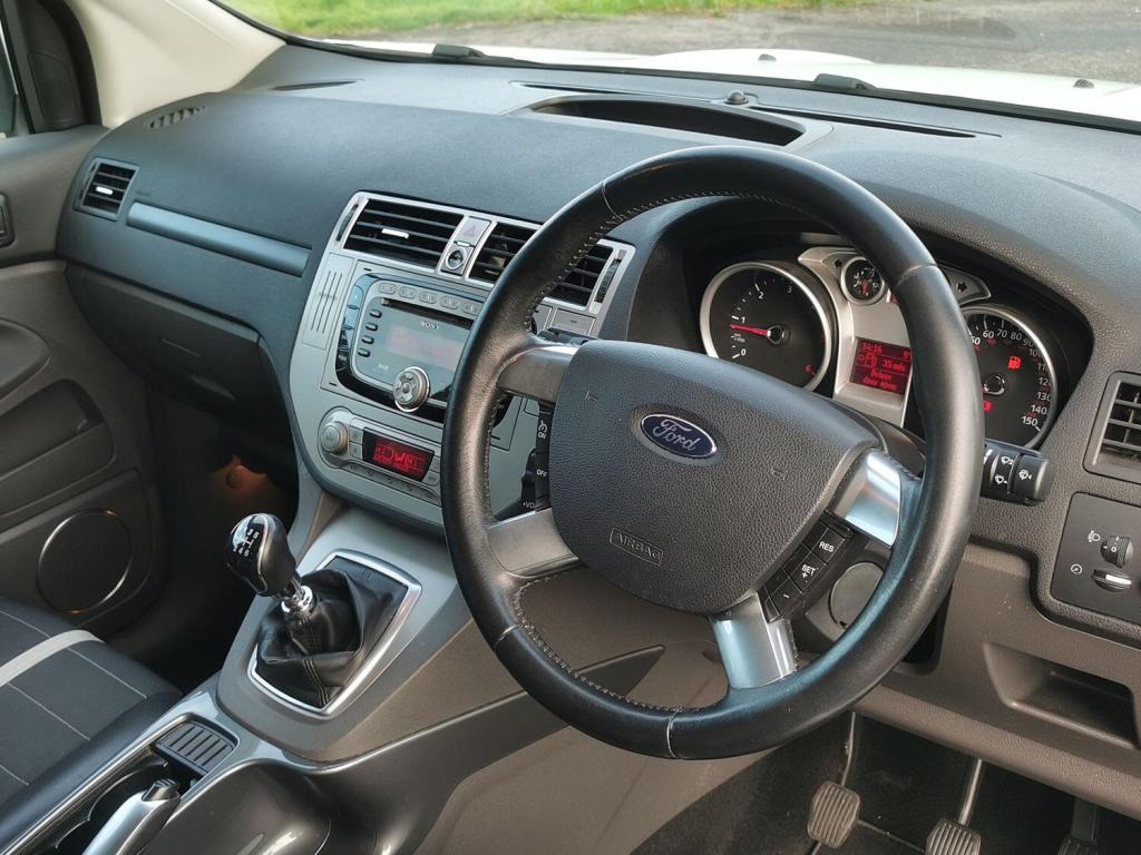 FORD KUGA 2.0 TDCi Titanium AWD 5dr 2011