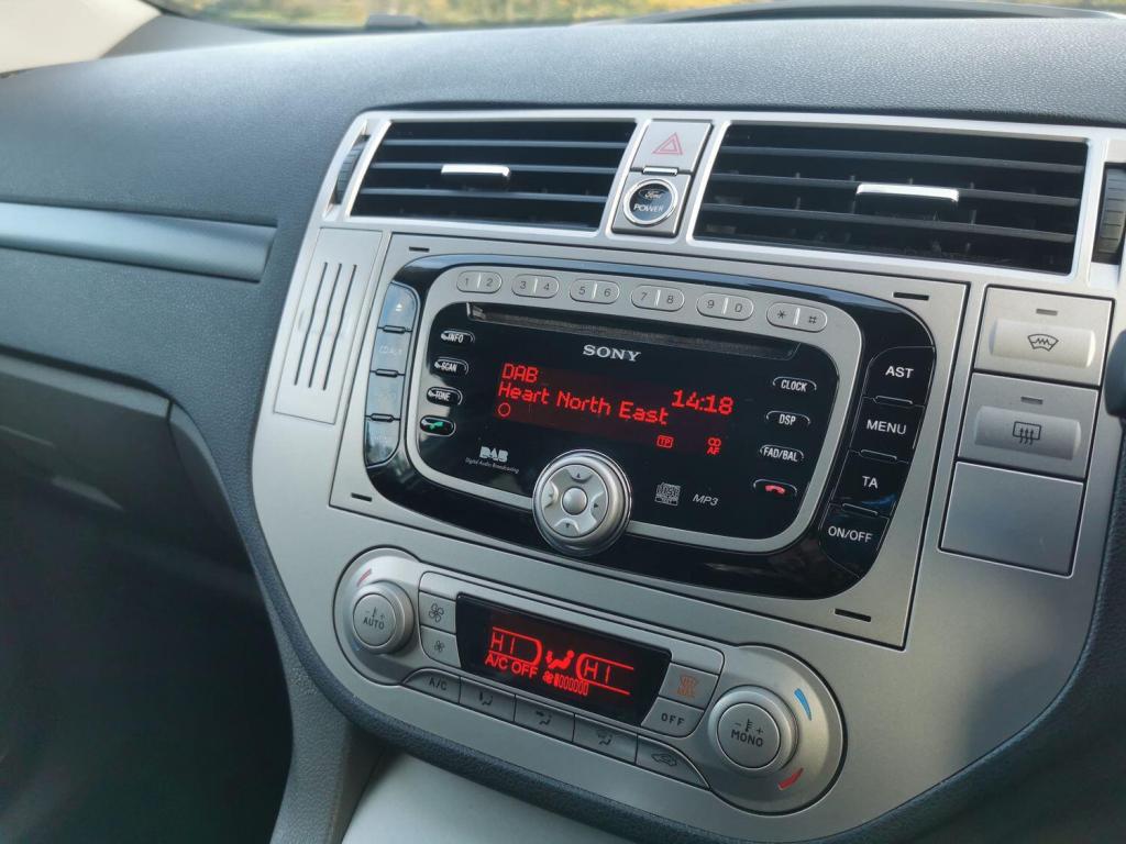 FORD KUGA 2.0 TDCi Titanium AWD 5dr 2011