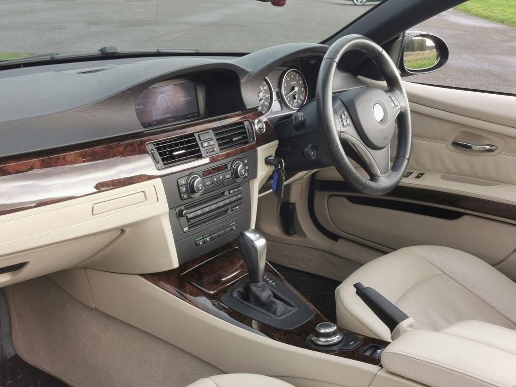 BMW 3 SERIES 3.0 325i SE Convertible 2007