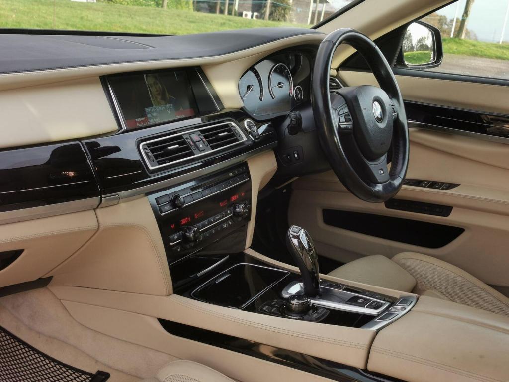BMW 7 SERIES 3.0 730Ld M Sport Saloon 2012