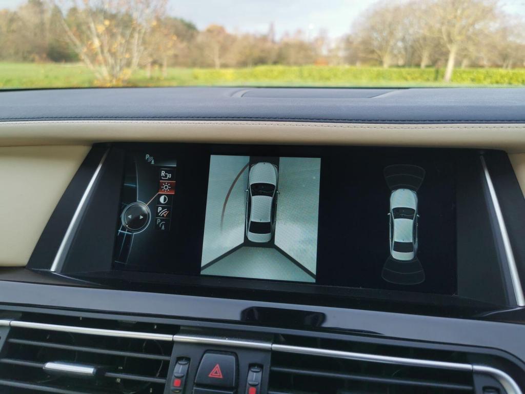 BMW 7 SERIES 3.0 730Ld M Sport Saloon 2012