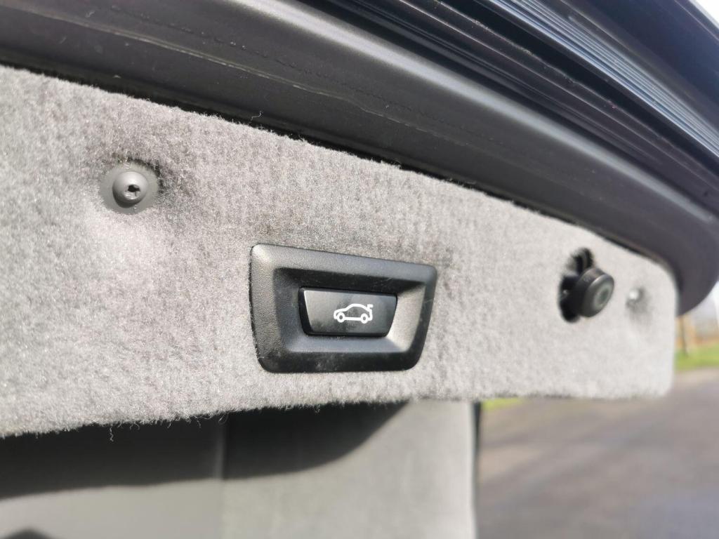 BMW 7 SERIES 3.0 730Ld M Sport Saloon 2012