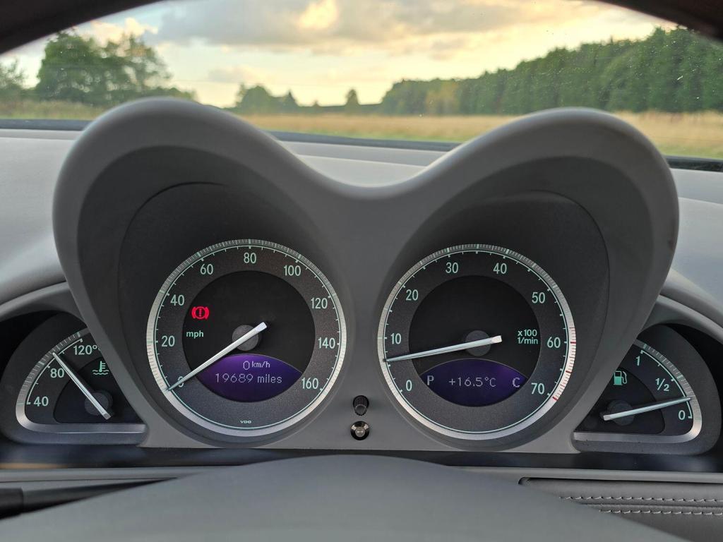 MERCEDES-BENZ SL CLASS 5.5 SL600 2003