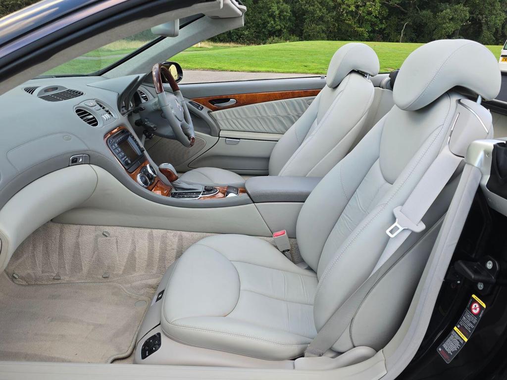 MERCEDES-BENZ SL CLASS 5.5 SL600 2003