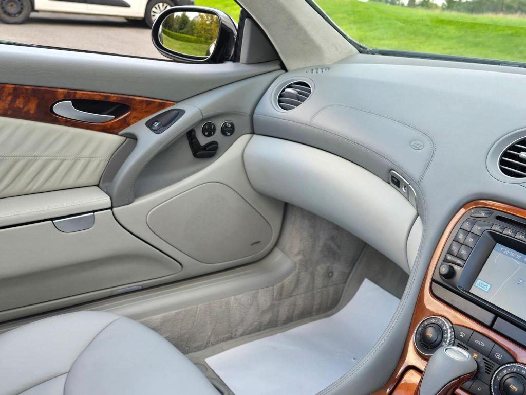 MERCEDES-BENZ SL CLASS 5.5 SL600 2003