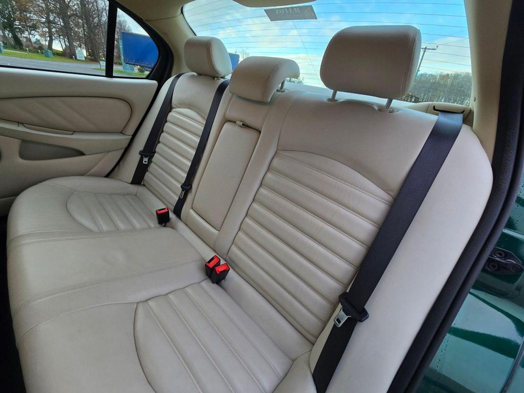 JAGUAR X-TYPE 2.2 D DPF SE 2009