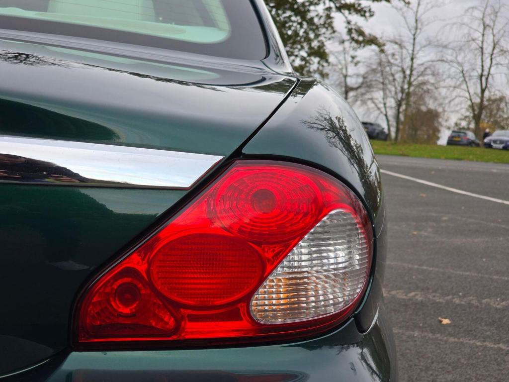 JAGUAR X-TYPE 2.2 D DPF SE 2009