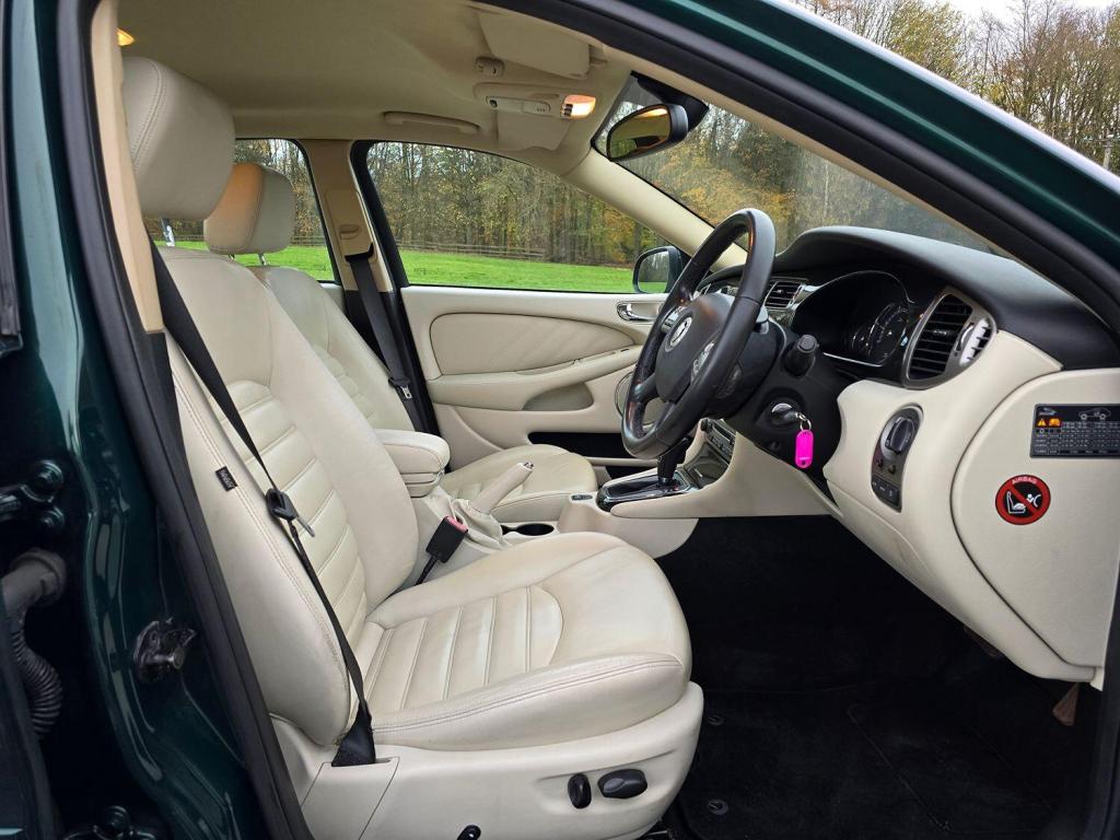 JAGUAR X-TYPE 2.2 D DPF SE 2009