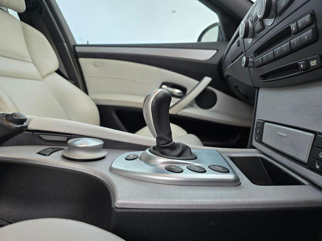 BMW M5 5.0 M5 Saloon 2008