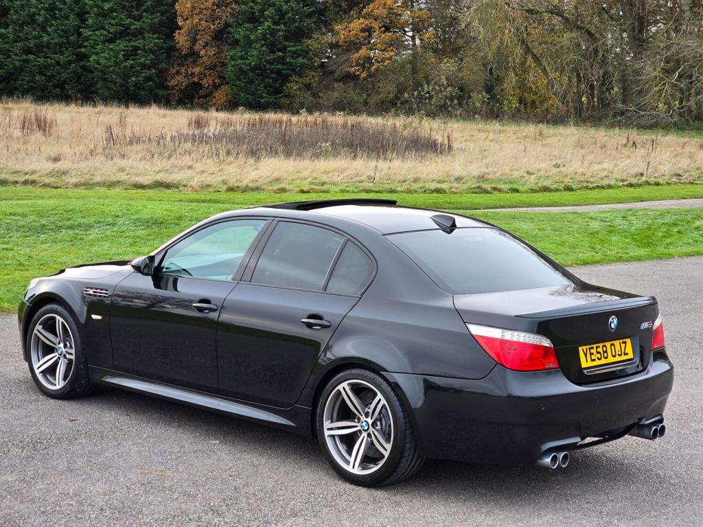 BMW M5 5.0 M5 Saloon 2008