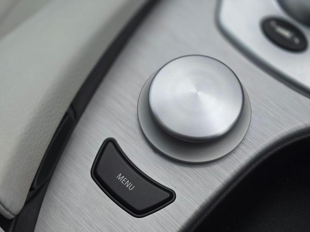 BMW M5 5.0 M5 Saloon 2008