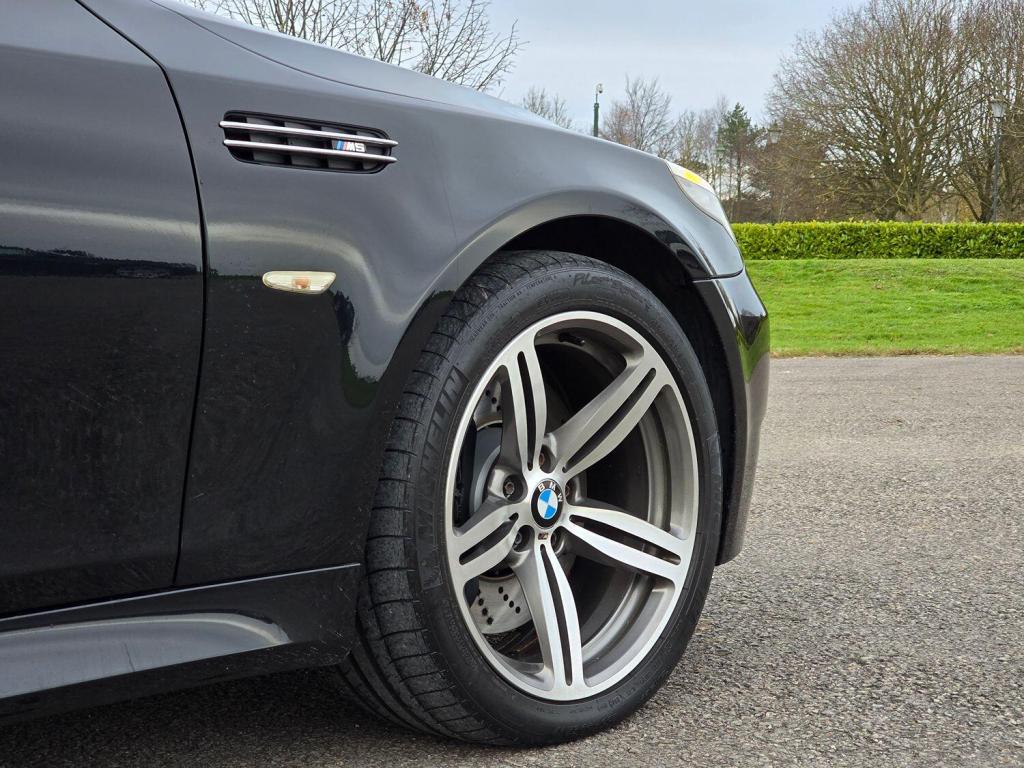 BMW M5 5.0 M5 Saloon 2008