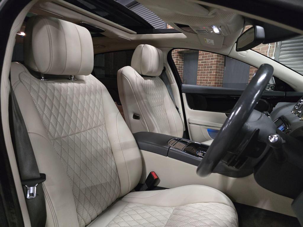 JAGUAR XJ 3.0 d V6 Autobiography 2016